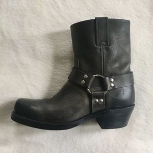 Frye 8R Charcoal Harness Boots